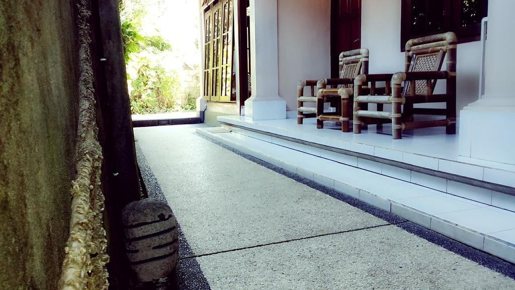 Mustika Inn Kuta Lombok Extérieur photo