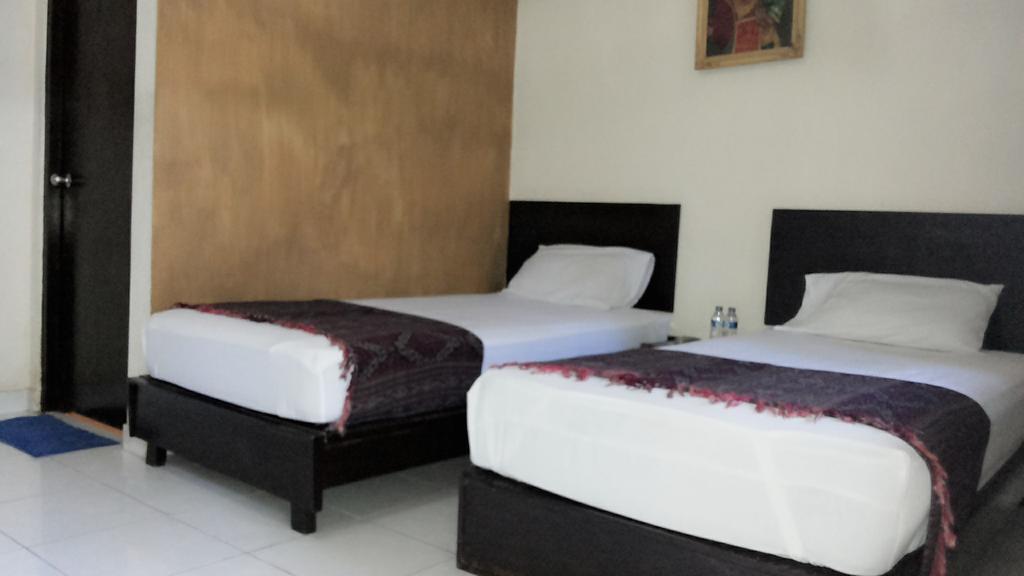 Mustika Inn Kuta Lombok Extérieur photo
